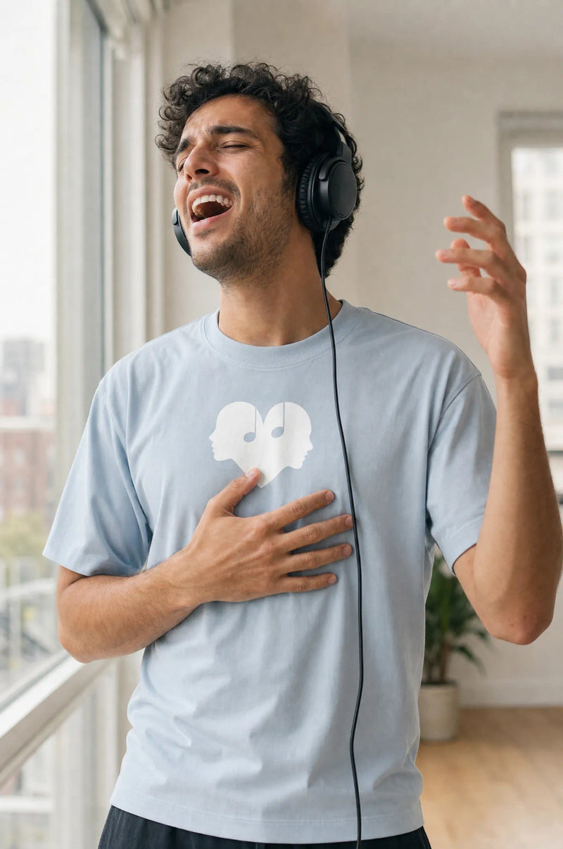Man singing in the Horizon blue Overture Oversized Tee
